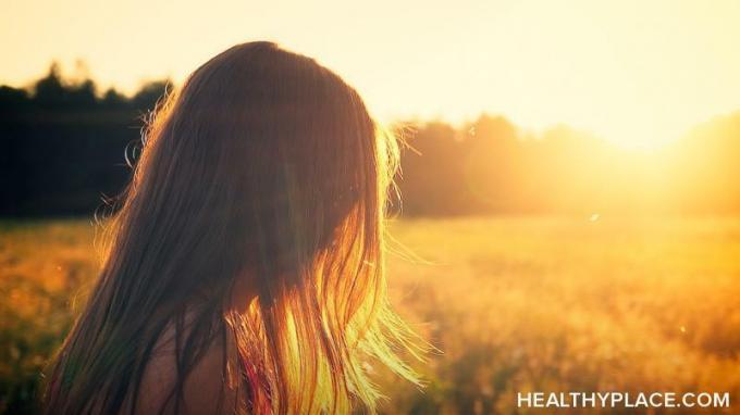 Zomerangst is echt. Lees vier redenen waarom de zomer angst kan veroorzaken en gebruik de kennis om zomerangst bij HealthyPlace te helpen voorkomen.