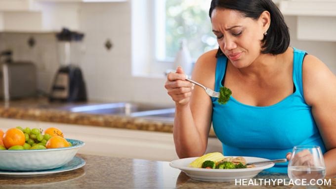 Wil je stoppen met overmatig eten, stoppen met te veel eten? Vertrouw op HealthyPlace voor informatie over hulp bij eetaanvallen en hoe u eetaanvallen kunt stoppen.