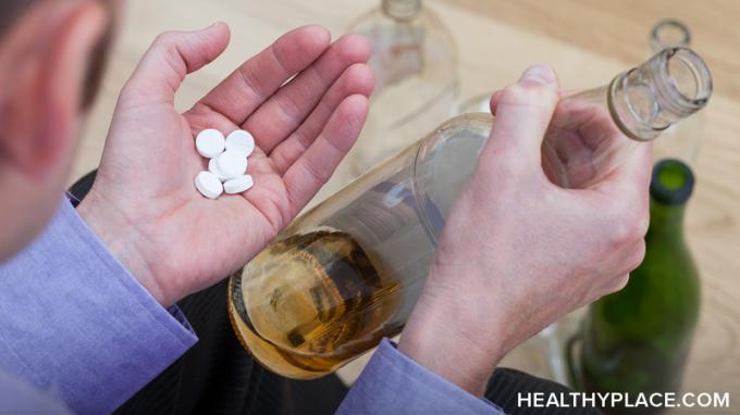 Antidepressiva en alcohol zijn een gevaarlijke mix. Wanneer antidepressiva, waaronder sertraline (Zoloft) en alcohol worden gemengd, verergert de depressie.