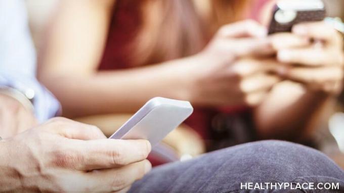 Apps voor geestelijke gezondheid op onze telefoons bieden ons de technologie om geestesziekten het hoofd te bieden. Leer drie apps voor geestelijke gezondheid die ik nu gebruik op HealthyPlace